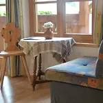 فندق مبيت وإفطار Suzanne's & Gardens