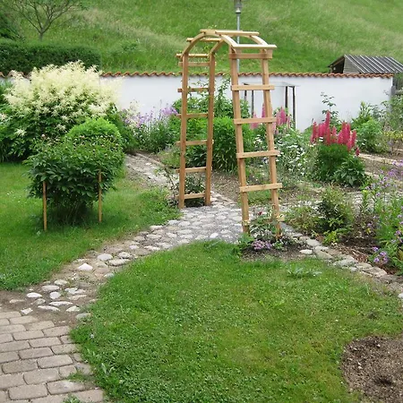 فندق مبيت وإفطار Suzanne's & Gardens